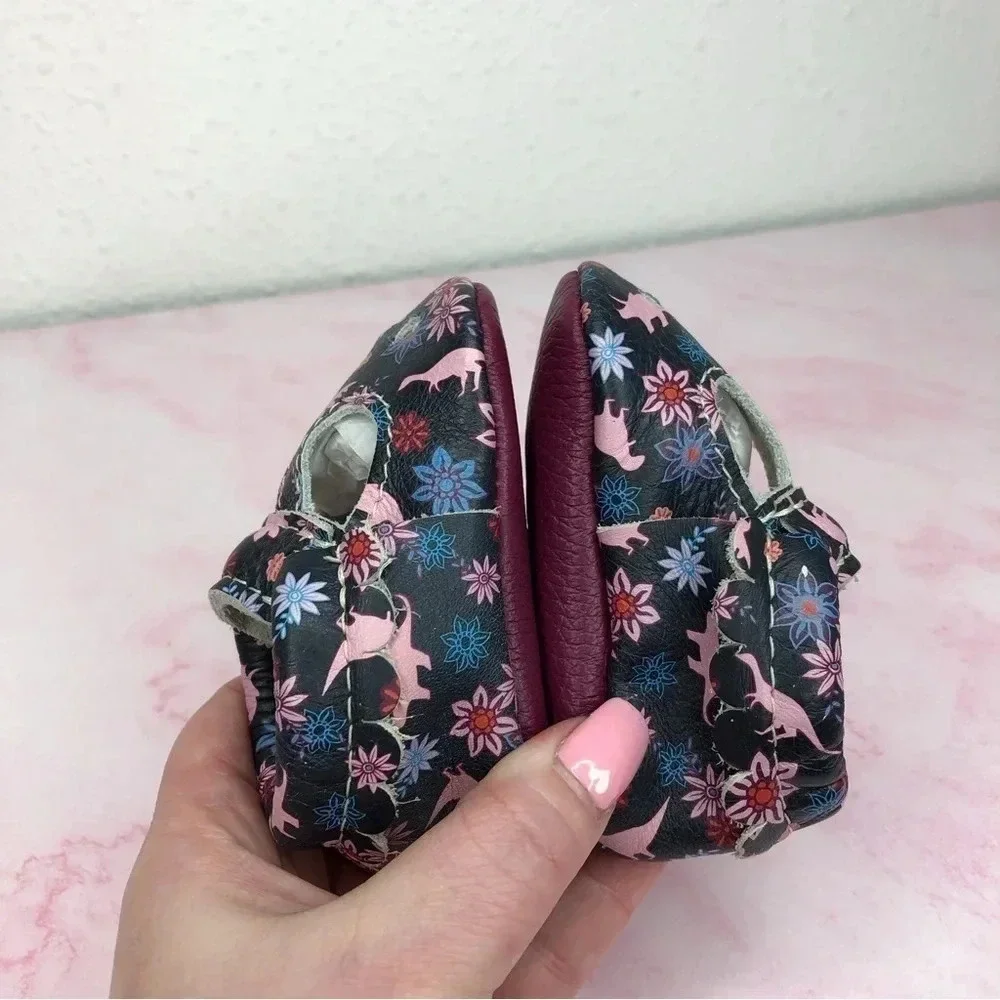 Freshly Picked Mary‎ Jane Dinos & Dahlias size 1 infant Rare Discontinued Style